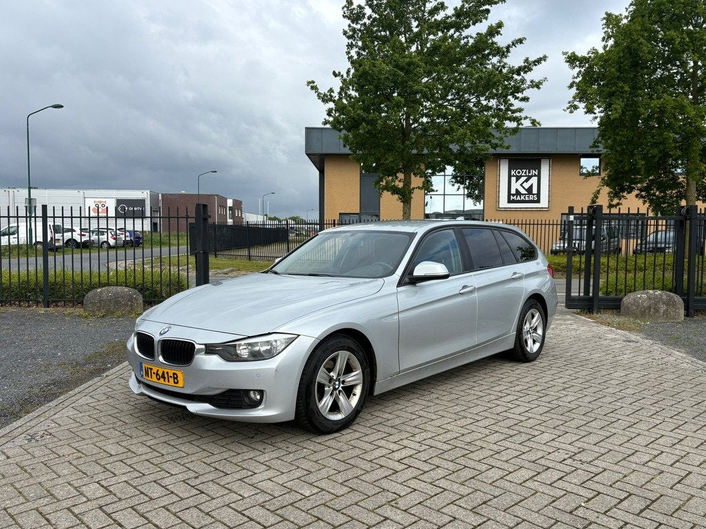 BMW 3-serie Touring 316d Exec. | Automaat | Airco | Cruise |, Automaat, Zwart, 4 cilinders, 116 pk