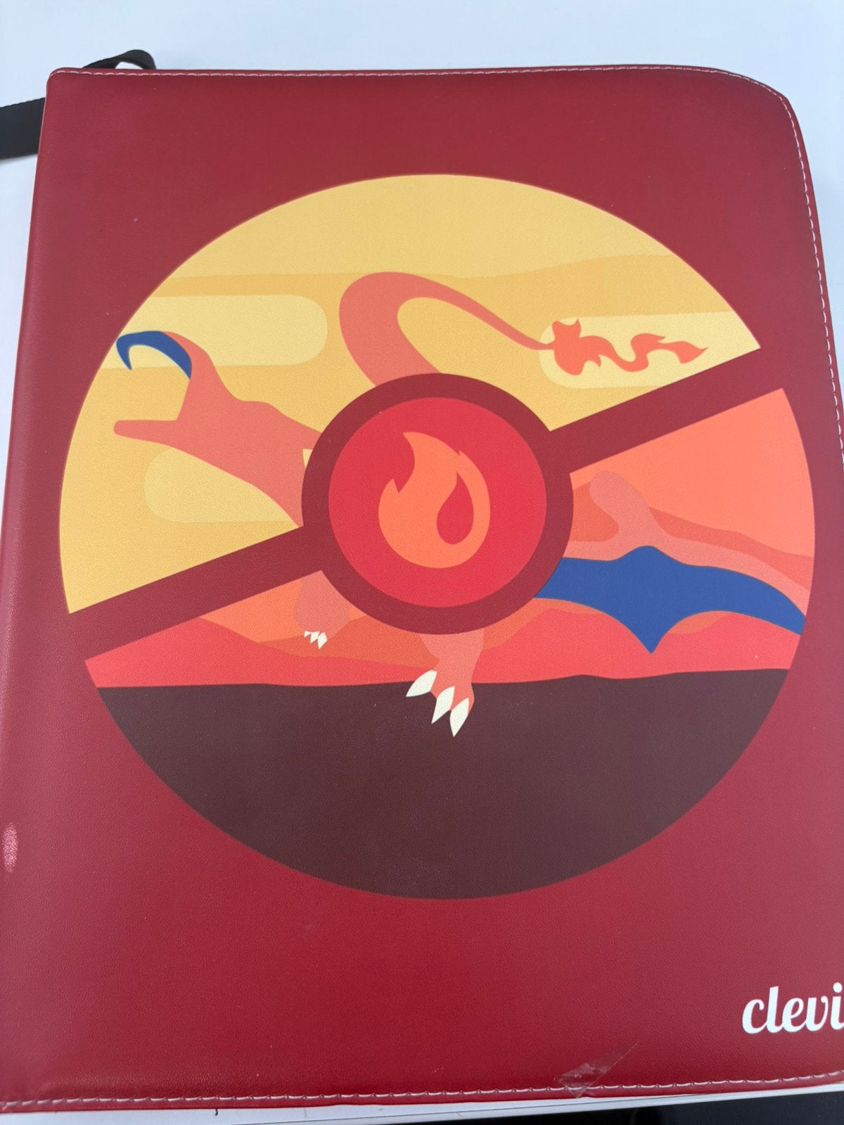 Charizard clevir binder inc kaarten, Ophalen of Verzenden, Zo goed als nieuw, Meerdere kaarten