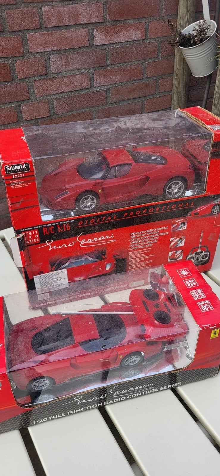 2x rc Ferrari Enzo RC auto's (1:16 & 1:20), Elektro, Ophalen of Verzenden, Zo goed als nieuw, Auto onroad