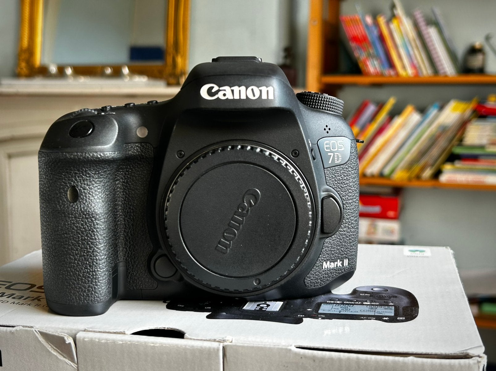 Foto 3 van Canon EOS 7D Mark II – 16k clicks (Onberispelijke staat)