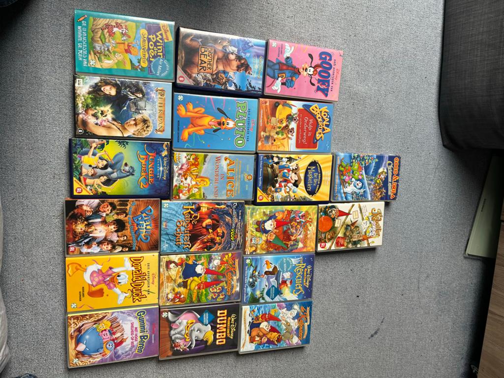 Grote collectie Disney VHS, Cd's en Dvd's, Alle leeftijden, Ophalen, Gebruikt