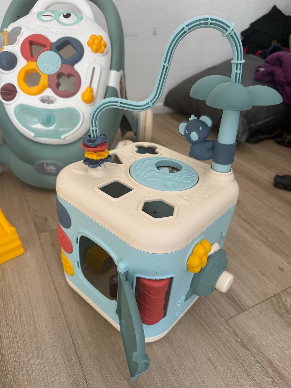 Smoby speelgoed set: loopwagen, activiteitenkubus en garage, Kinderen en Baby's, Speelgoed | Babyspeelgoed, Ophalen, Gebruikt