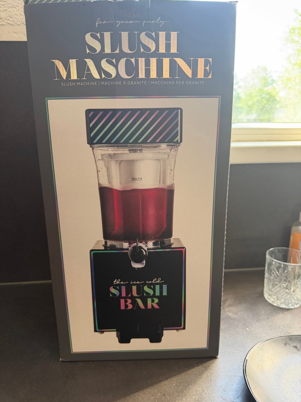 Slush machine nieuw in doos - The Ice Cold Slush Bar, Witgoed en Apparatuur, IJsmachines, Nieuw, Zelfvriezend, Ophalen of Verzenden