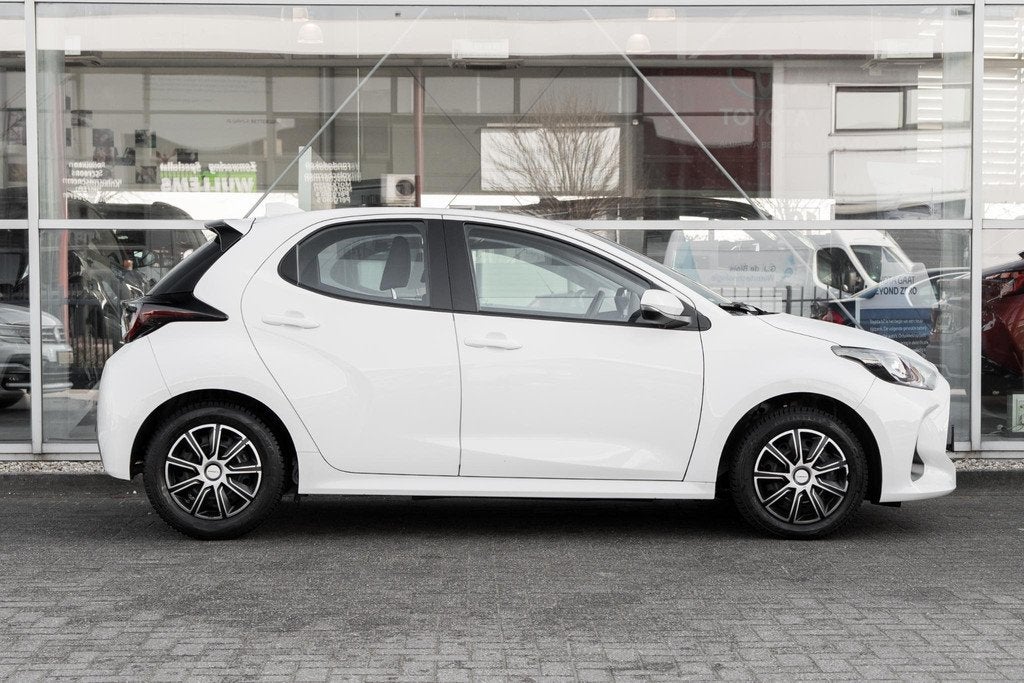 Toyota Yaris 1.5 Hybrid 115 Active, Auto's, Toyota, Gebruikt, Euro 6, Wit, 1490 cc