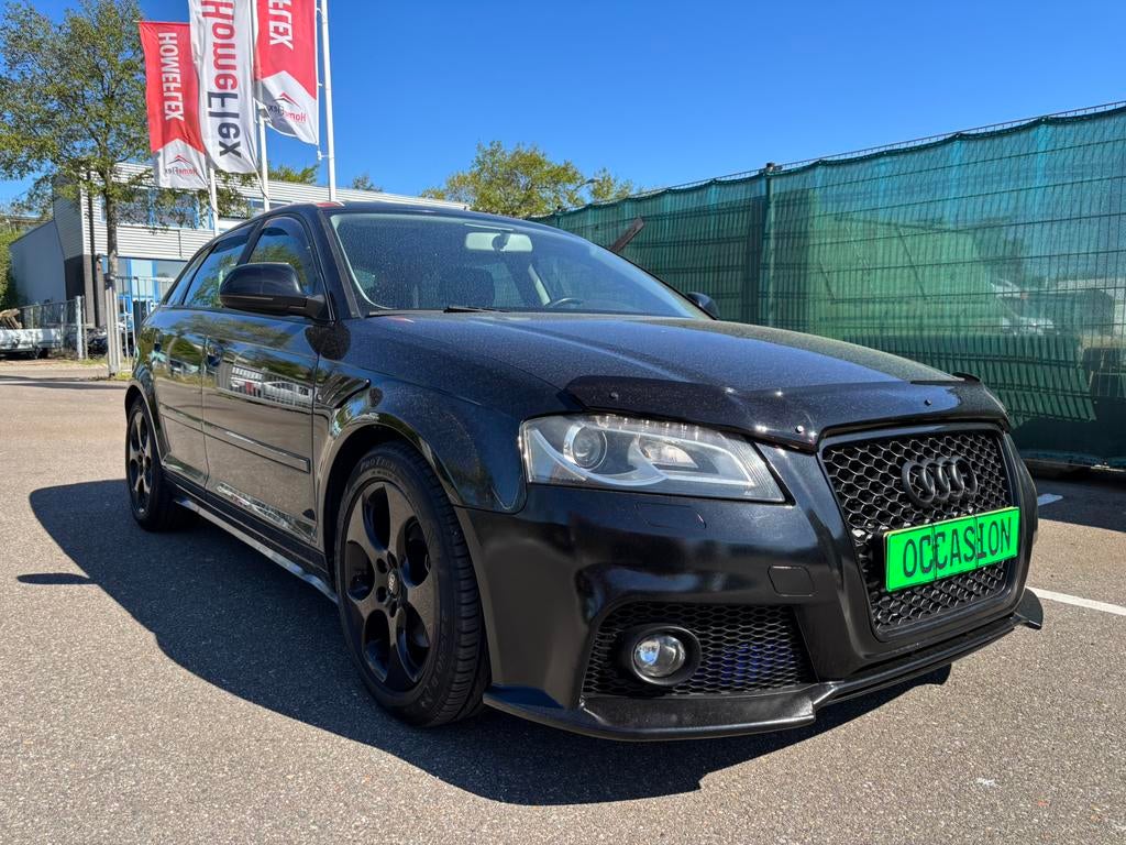 Audi A3 2.0 250PK Handgeschakeld 5Drs Airco Zwart 2009 S3 8P, Auto's, Voorwielaandrijving, Euro 5, Stof, Zwart