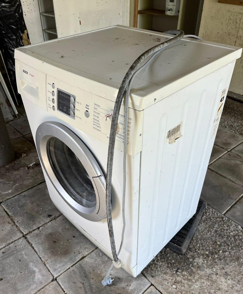 Gratis afhalen: defecte Bosch Maxx 6 wasmachine, Witgoed en Apparatuur, Wasmachines, Ophalen, Niet werkend, Voorlader