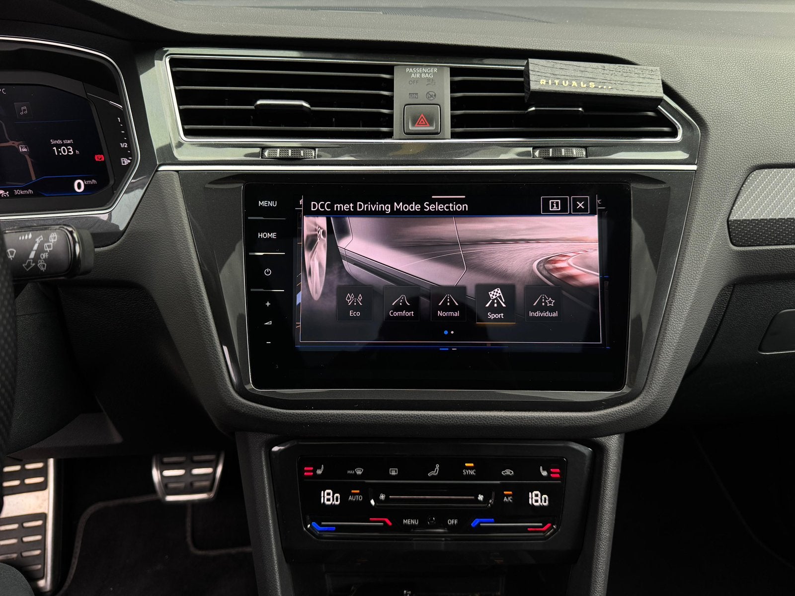 Foto 21 van Volkswagen Tiguan 1.4 TSI eHybrid R-line PANO / HUD / VOL