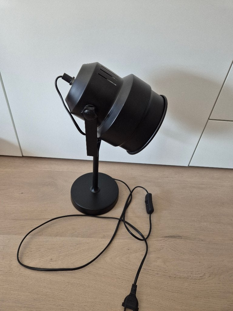 Present Time Tafel Lamp Studio Zwart metaal H42cm x D15m, Huis en Inrichting, Ophalen, Gebruikt, 42 cm, Met schakelaar
