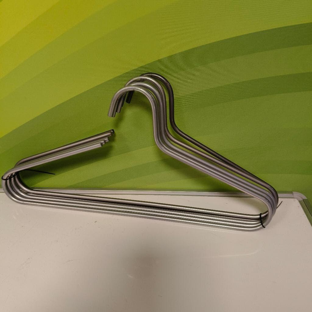 Metalen kledinghangers set  4x grijs en 1x antraciet grijs, Ophalen, Gebruikt, Metaal, Volwassenen
