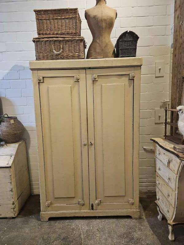 brocante kast ``WOONWINKEL RUSTIEK``, Huis en Inrichting, Gebruikt, 100 tot 150 cm, 50 tot 75 cm, Ophalen