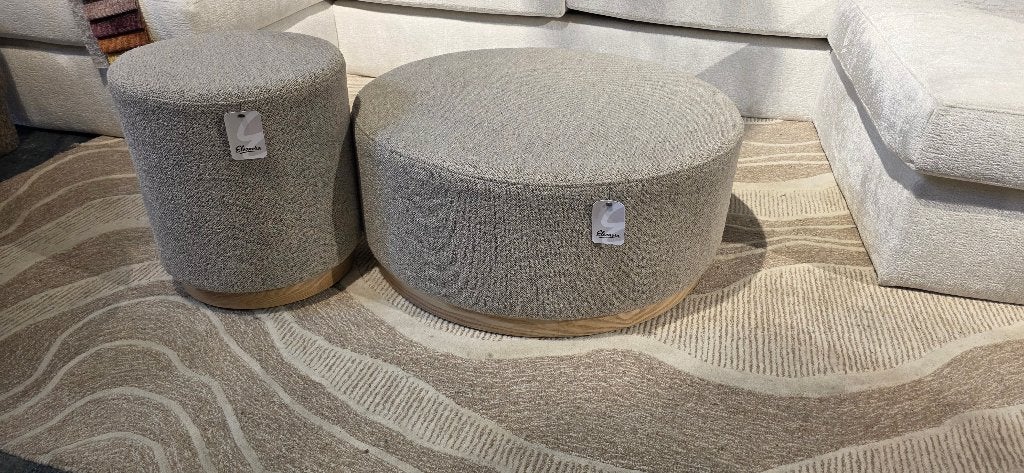 Poef en Hocker Rond Grijs | Showmodel, Ophalen, Bornsestraat 31, Rond, 75 tot 100 cm
