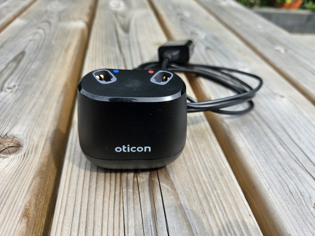 Oticon gehoorapparaat Oplader, Ophalen of Verzenden, Zo goed als nieuw