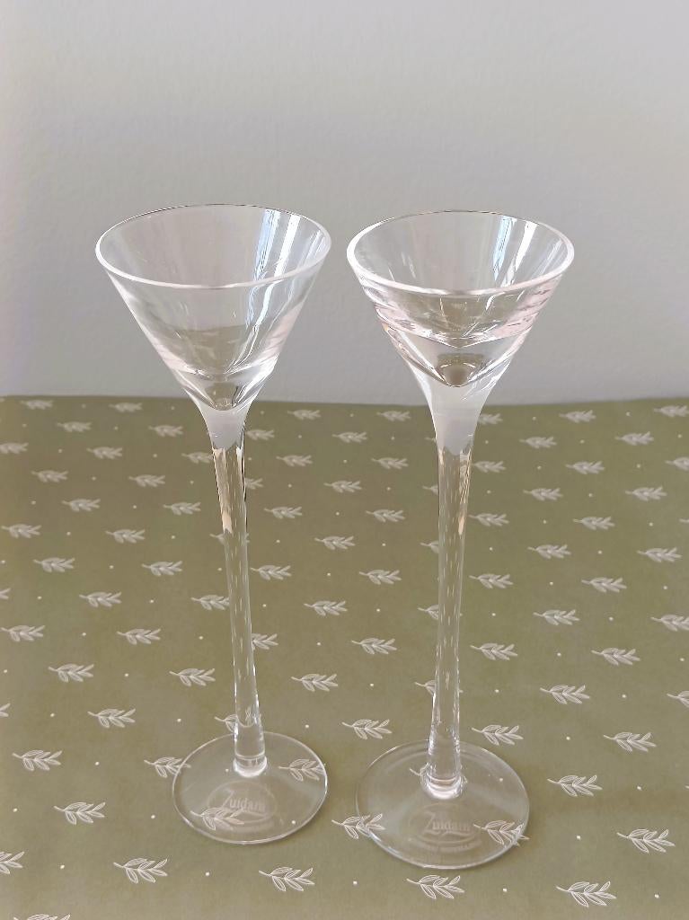 Borrelglas op hoge steel 'Zuidam', Verzamelen, Glas en Borrelglaasjes, Verzenden, Zo goed als nieuw, Borrel- of Shotglas