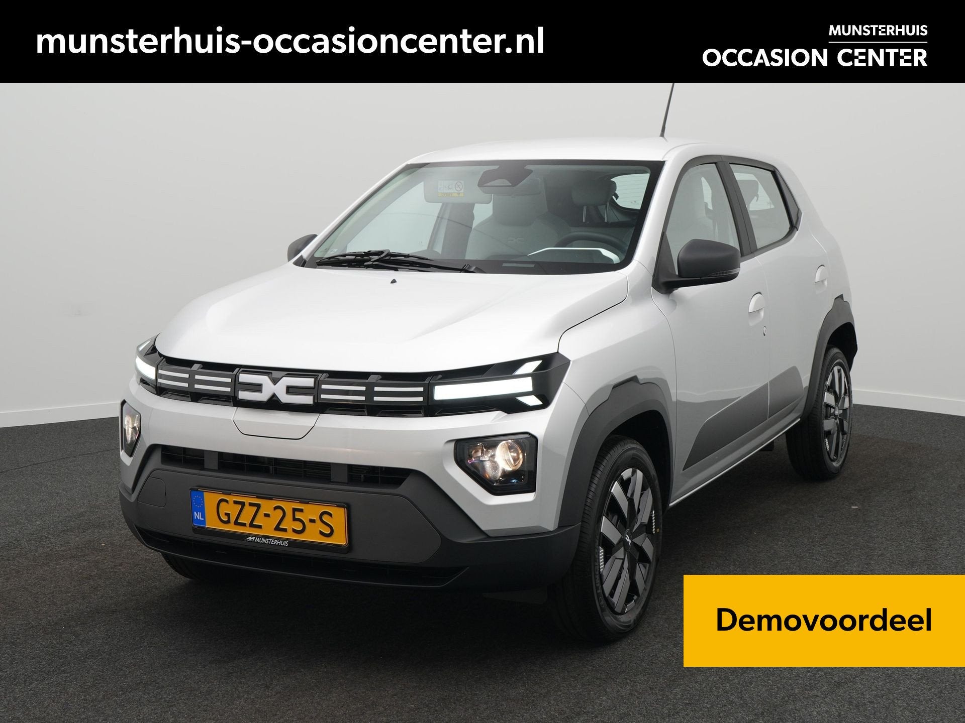 Dacia Spring Expression 65 - 27 kWh - RIJKLAARPRIJS - DEMO -, Auto's, Dacia, 12 maanden, Stof, Gebruikt, Zwart