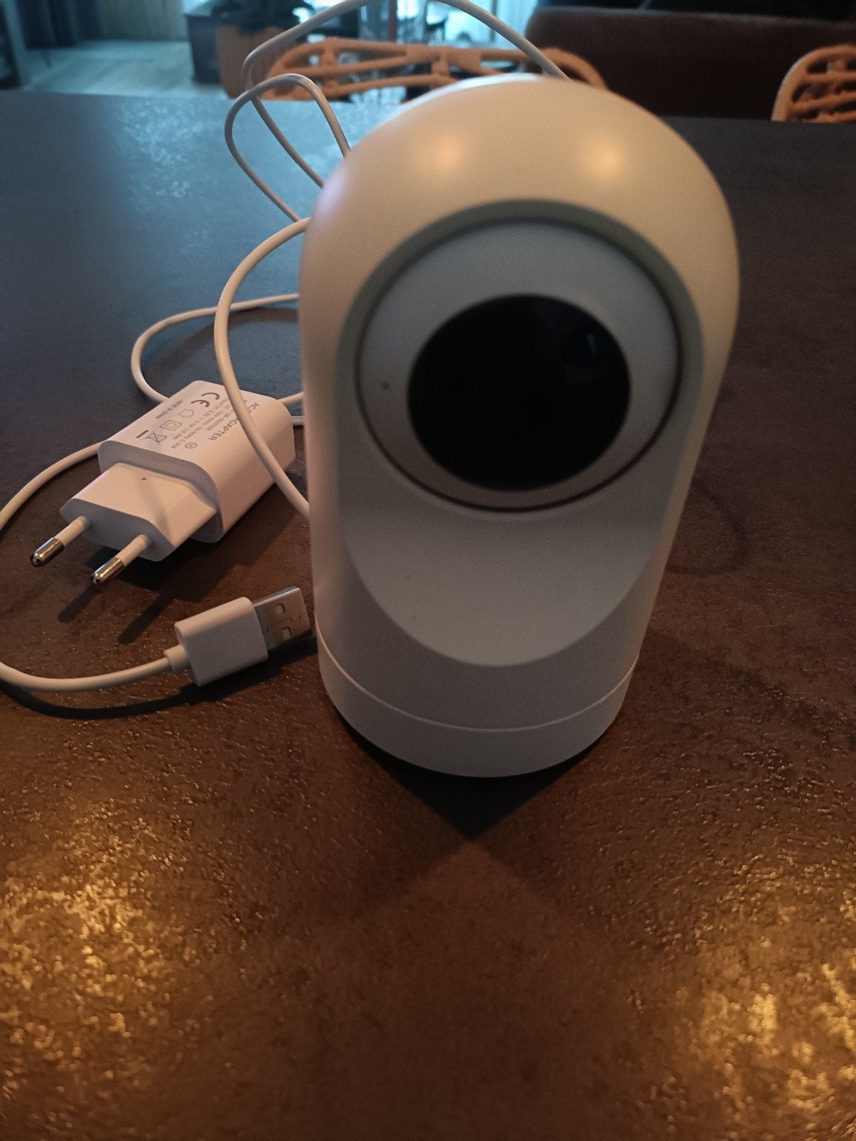 Compacte binnencamera met adapter, Ophalen, Zo goed als nieuw