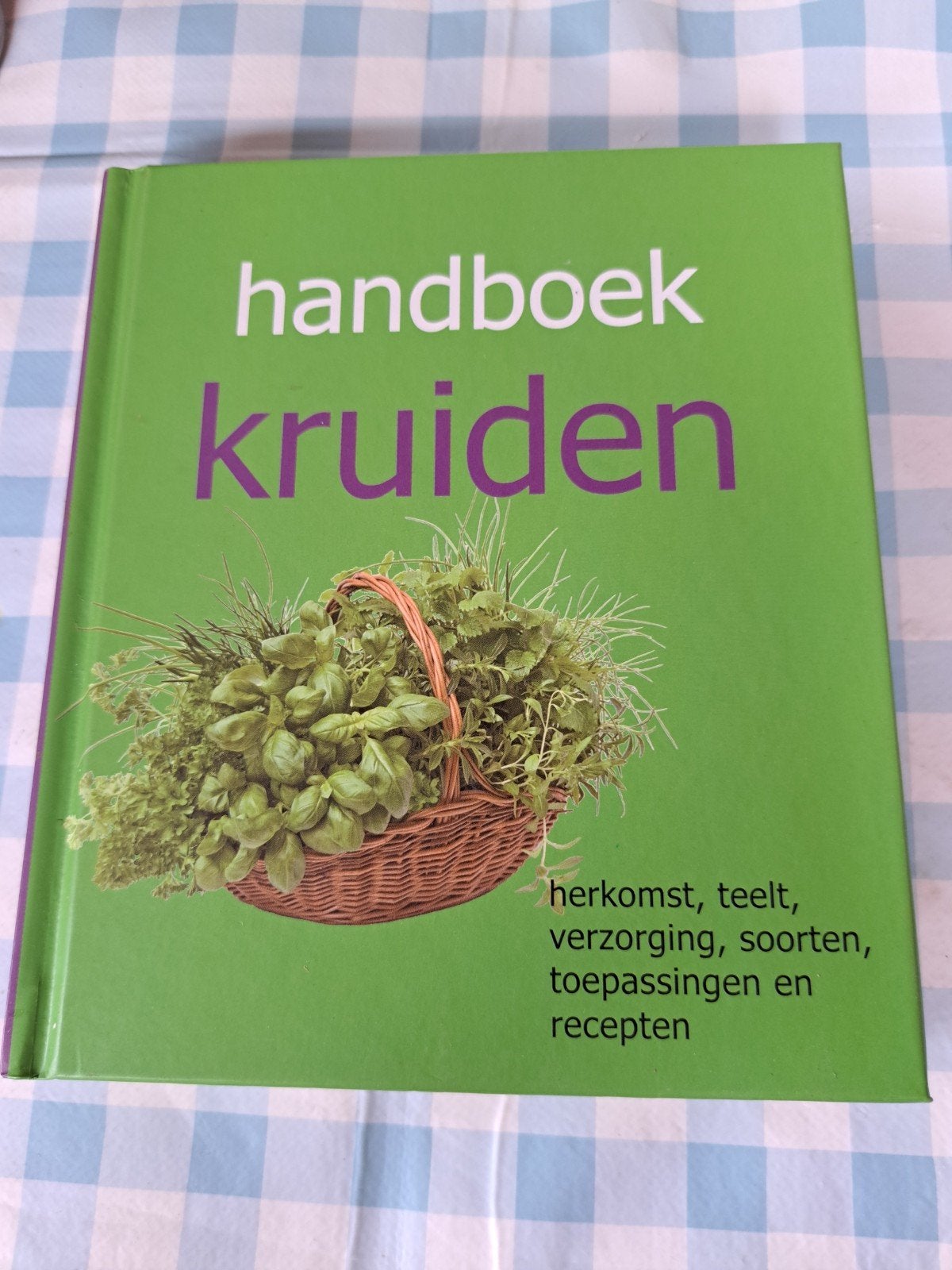 F: Handboek Kruiden: Herkomst, Teelt, enz., Boeken, Onbekend, Gezond koken, Zo goed als nieuw, Overige gebieden