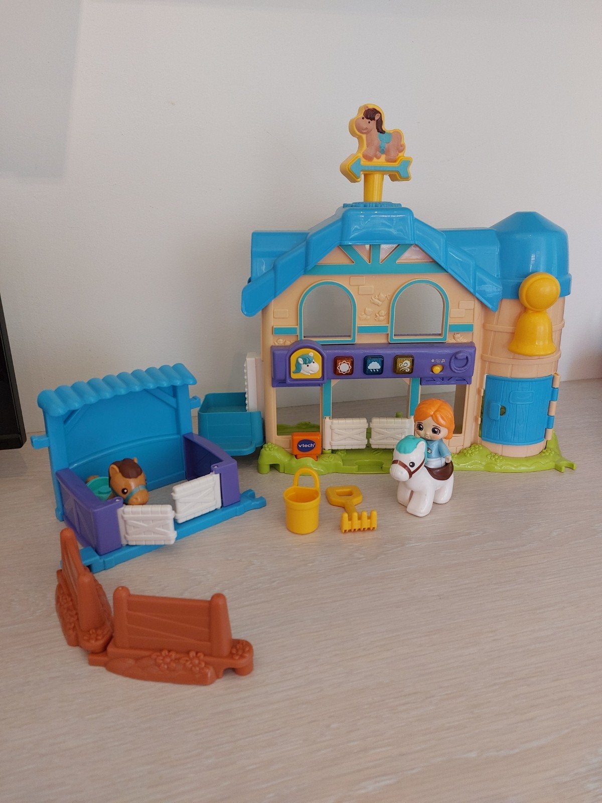 VTech Zoef Zoef Dieren magische manage Paardenstal met acces, Ophalen of Verzenden, Zo goed als nieuw, Jongen of Meisje