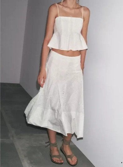 Embroidered godet top (Zara), Wit, Nieuw, Ophalen of Verzenden, Zonder mouw