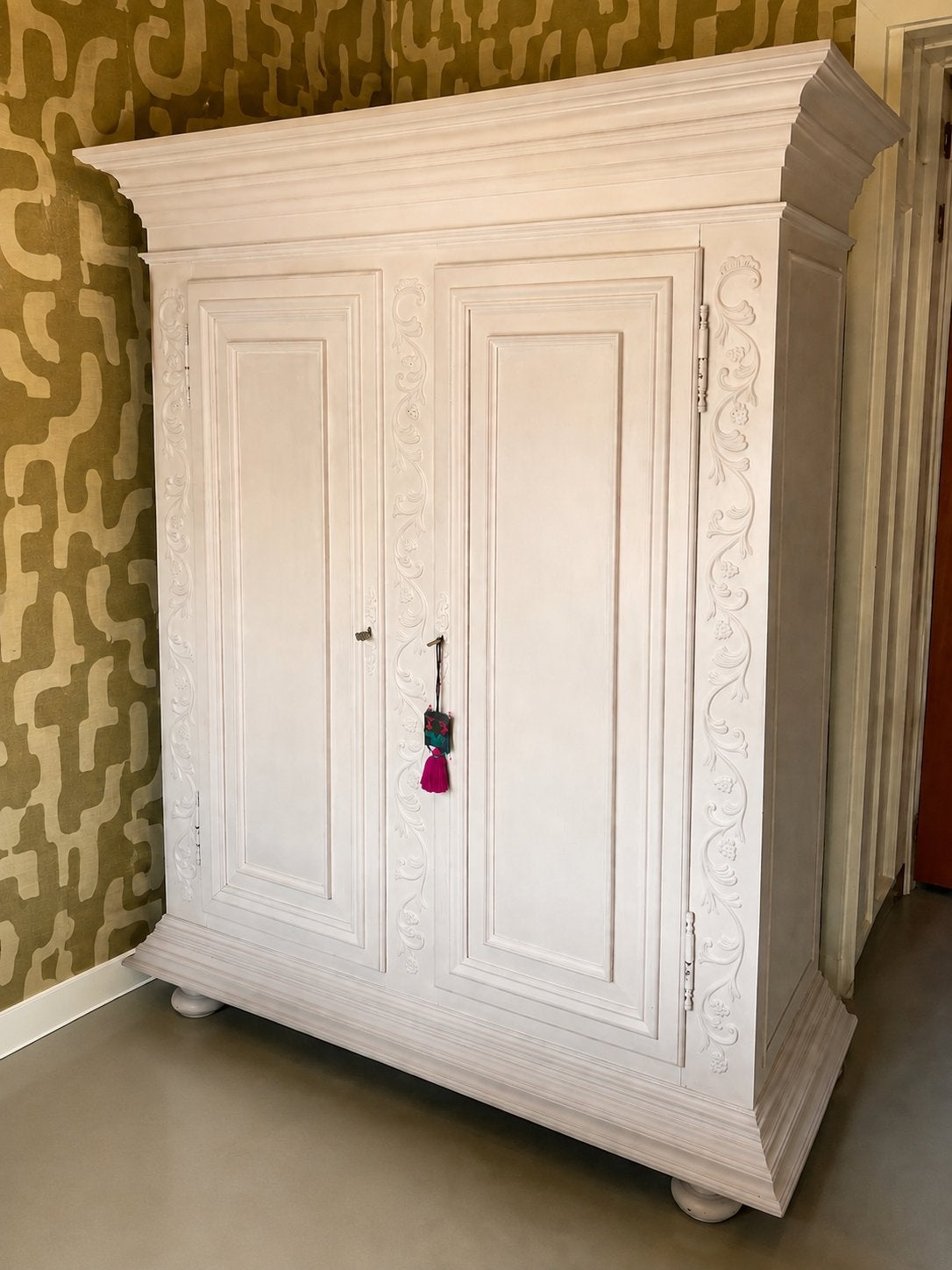 Antiek brocante kast roze 205x175x60 cm, Ophalen, Zo goed als nieuw