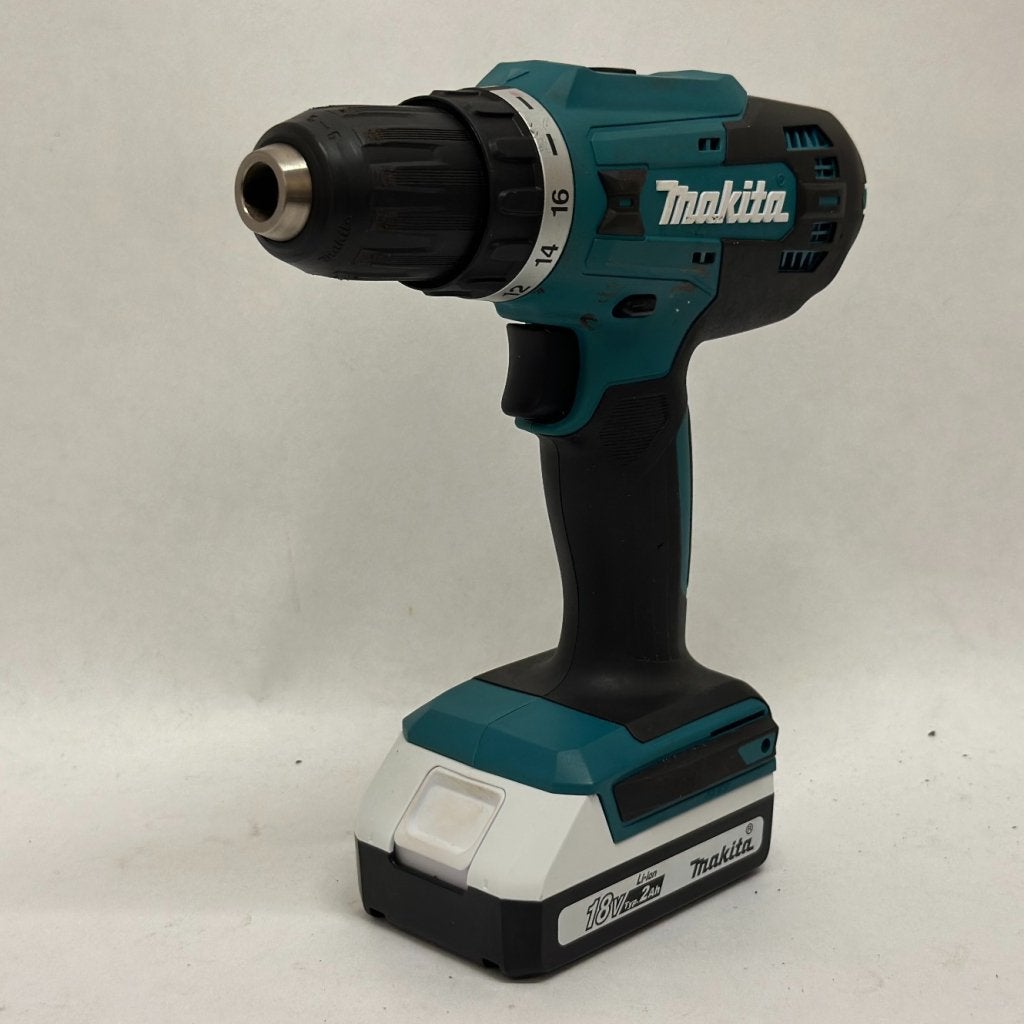 Makita DF488D Body + 2 Accu's 18V 2AH, Makita, Zo goed als nieuw, Support@makita.com, Makita Corporation, 3-11-8, Sumiyoshi-cho, 
Anjo, Aichi 446-8502
Japan