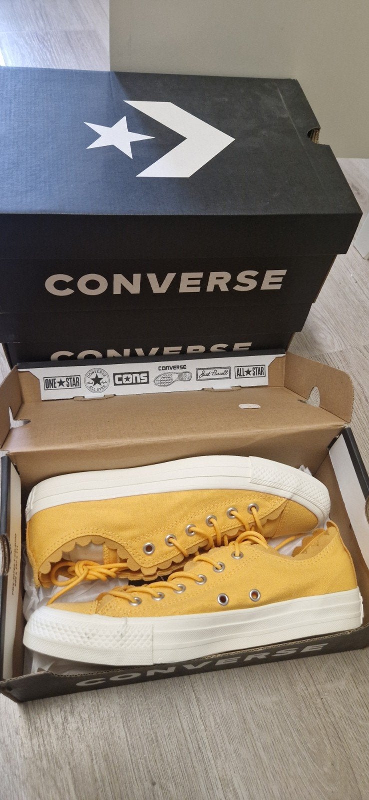 nieuw Limited Edition Converse All Star Schoenen Maat 38 Gee, Geel, Nieuw, Converse, Ophalen of Verzenden