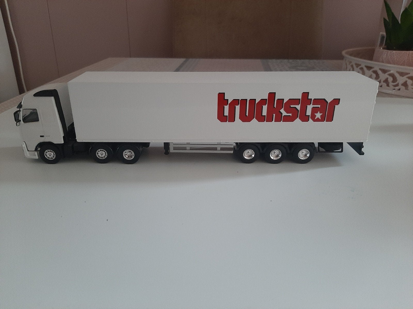 Volvo Truckstar, Hobby en Vrije tijd, Ophalen of Verzenden, Zo goed als nieuw, Bus of Vrachtwagen, Overige merken