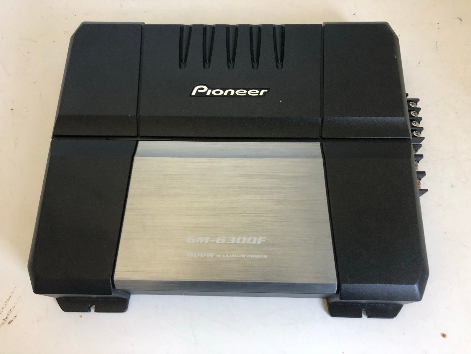 Pioneer GM-6300F 4-kanaals, Auto diversen, Ophalen of Verzenden, Zo goed als nieuw