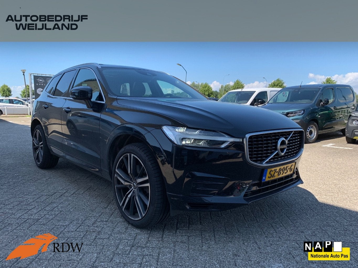 Volvo XC60 2.0 T5 AWD R-Design I 2de eig. I R-Design I Winte, Auto's, Volvo, Automaat, Gebruikt, 4 cilinders, Zwart