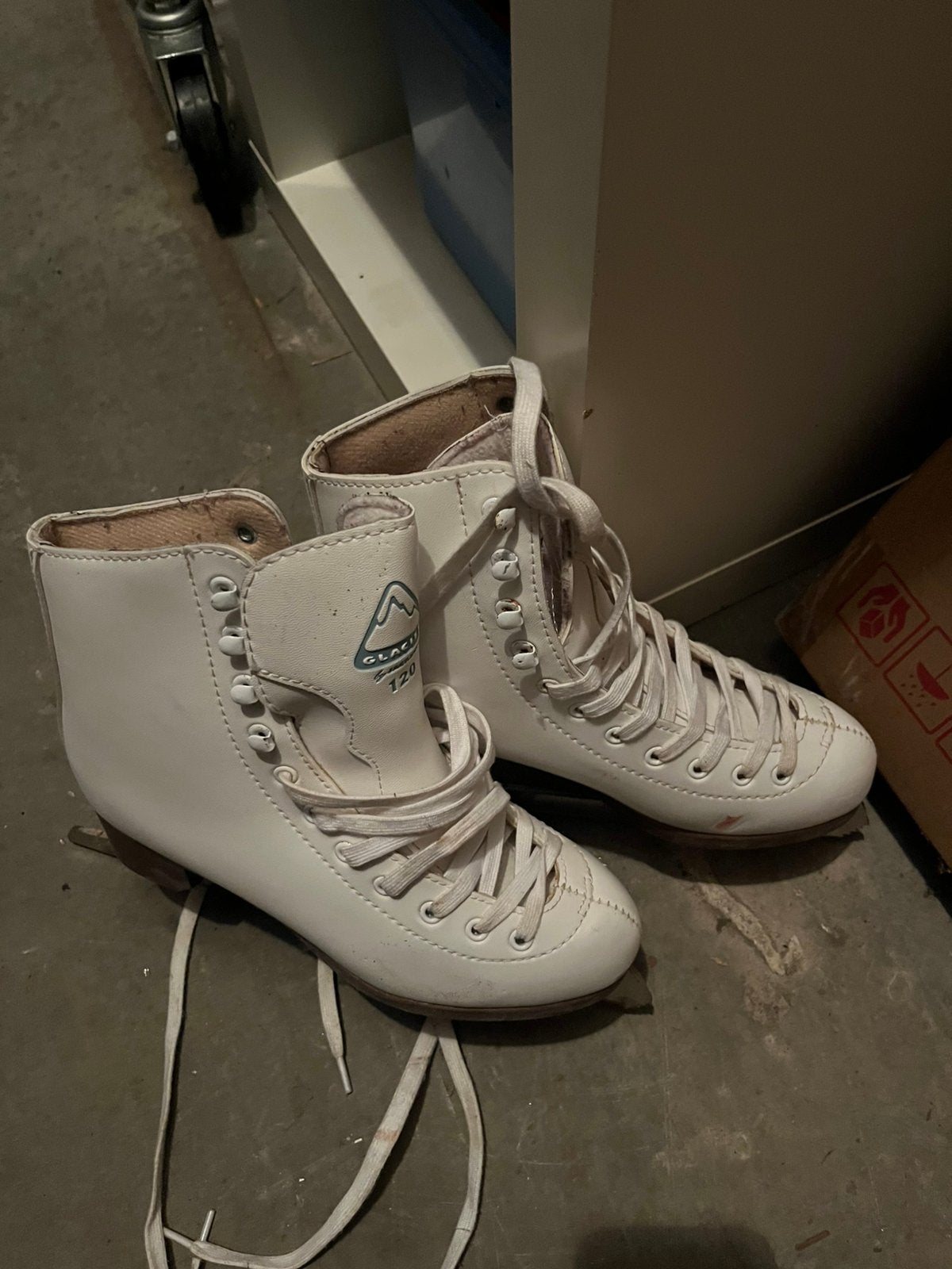 Schaatsen, Ophalen, Gebruikt, Schoenen