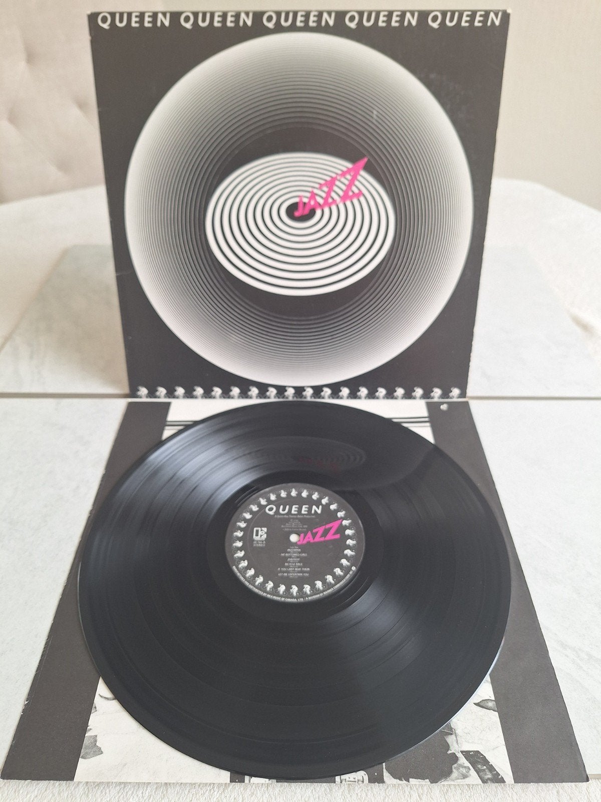 LP van  QUEEN  // JAZZ  ....uit 1978, Cd's en Dvd's, Vinyl | Rock, Ophalen of Verzenden, Gebruikt, 12 inch, Poprock