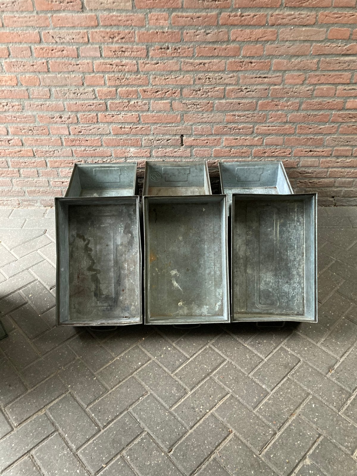 Mooie oude zinken,metalen philips bakken ,nu 10 voor100 euro, Ophalen, Rond, Metaal, Minder dan 30 cm