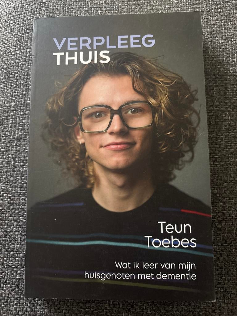 Boek Verpleeg Thuis - Teun Toebes, Ophalen of Verzenden, Zo goed als nieuw, Gezondheid en Conditie