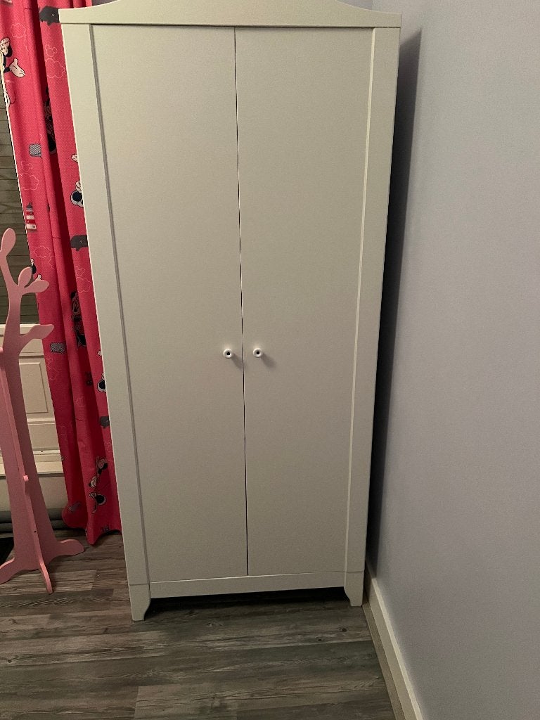 2 witte kasten en junior bed, 70 tot 85 cm, 140 tot 160 cm, Zo goed als nieuw, Ophalen