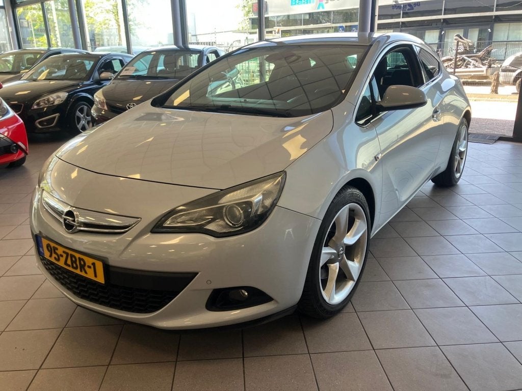 Opel Astra GTC 1.4 Turbo Sport Navi NW APK BJ 2012 !, Auto's, Voorwielaandrijving, 4 cilinders, 700 kg, 1337 kg
