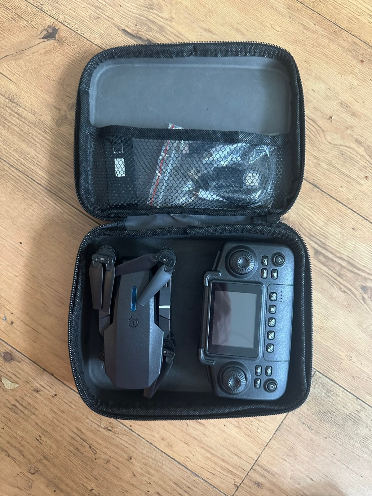 Drone e88 nova, Ophalen, Zo goed als nieuw, Overige merken