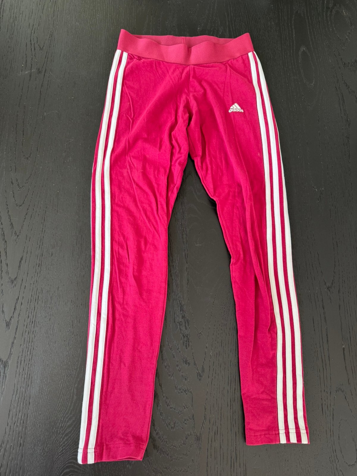 Nette sportbroek Adidas maat S joggingbroek, Kleding | Dames, Ophalen of Verzenden, Zo goed als nieuw, Zwart, Overige typen