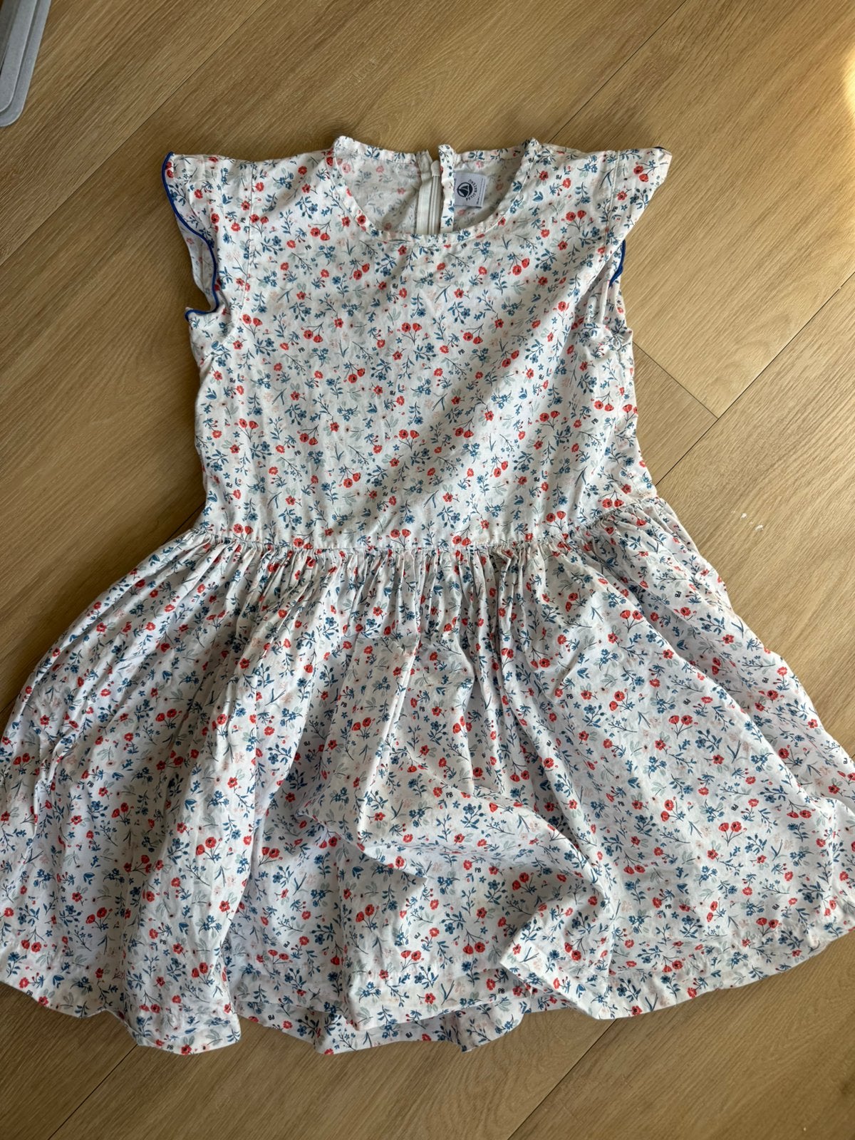 Petit Bateau dresses €20 for both, Kinderen en Baby's, Kinderkleding | Maat 128, Ophalen of Verzenden, Zo goed als nieuw, Meisje