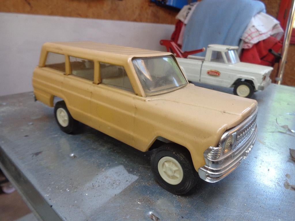 Tonka Jeep geel, Antiek en Kunst, Antiek | Speelgoed, Verzenden