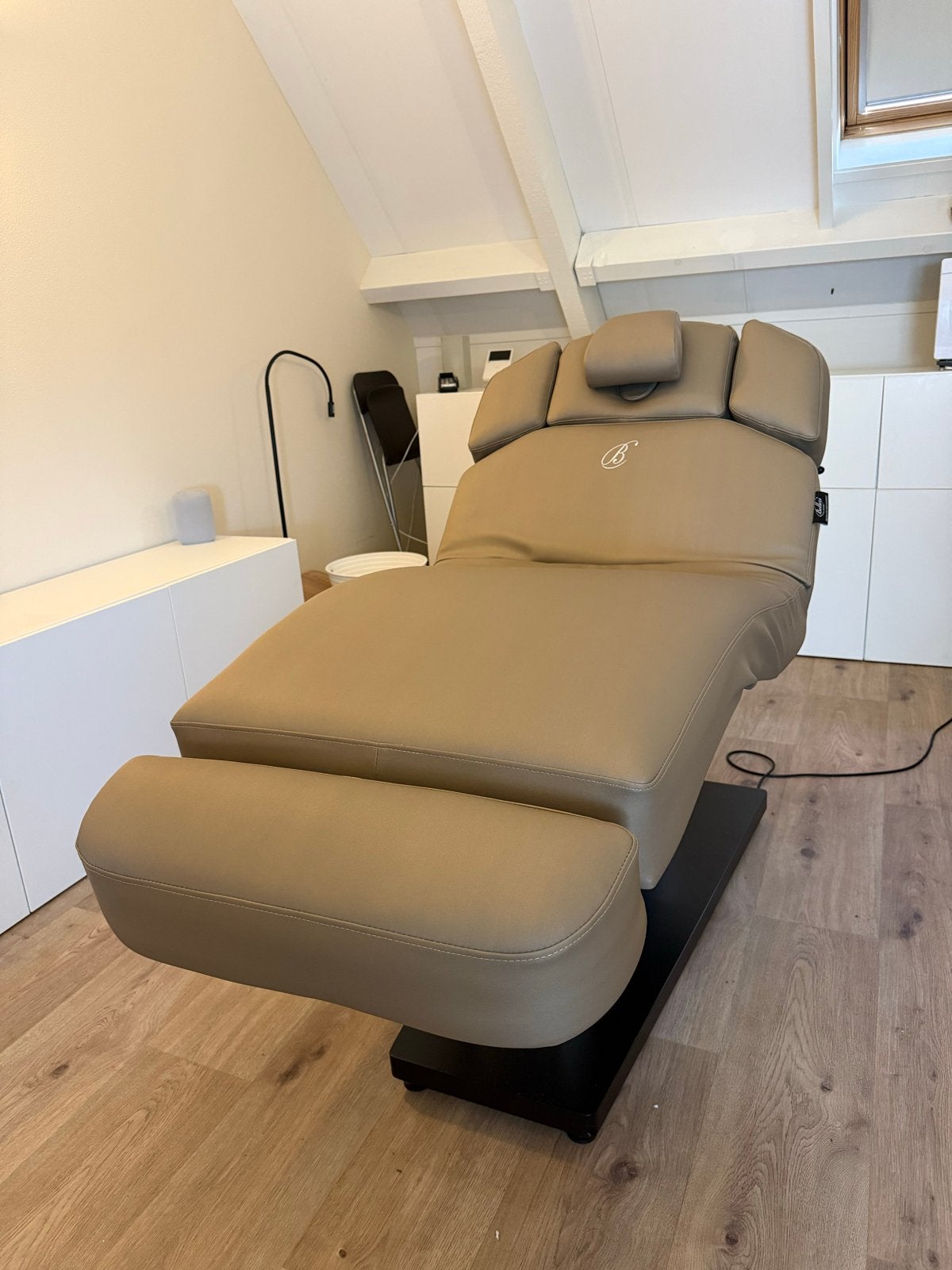 Bellezi Velvet Evo Pro behandelstoel met stoelverwarming, Ophalen of Verzenden