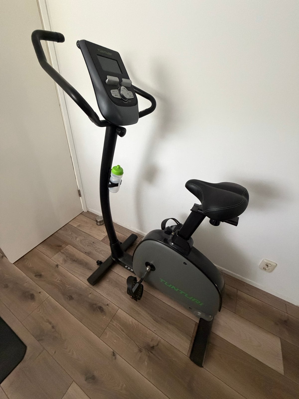 Tunturi E50 Hometrainer - Zo goed als nieuw, Ophalen of Verzenden, Zo goed als nieuw, Metaal, Benen