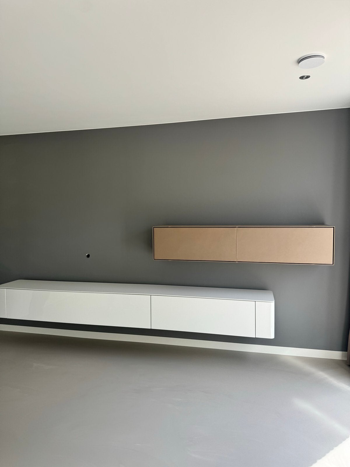 Hulsta beige zwevende wandkast/tv-meubel, Ophalen, Overige materialen, 150 tot 200 cm, Zo goed als nieuw