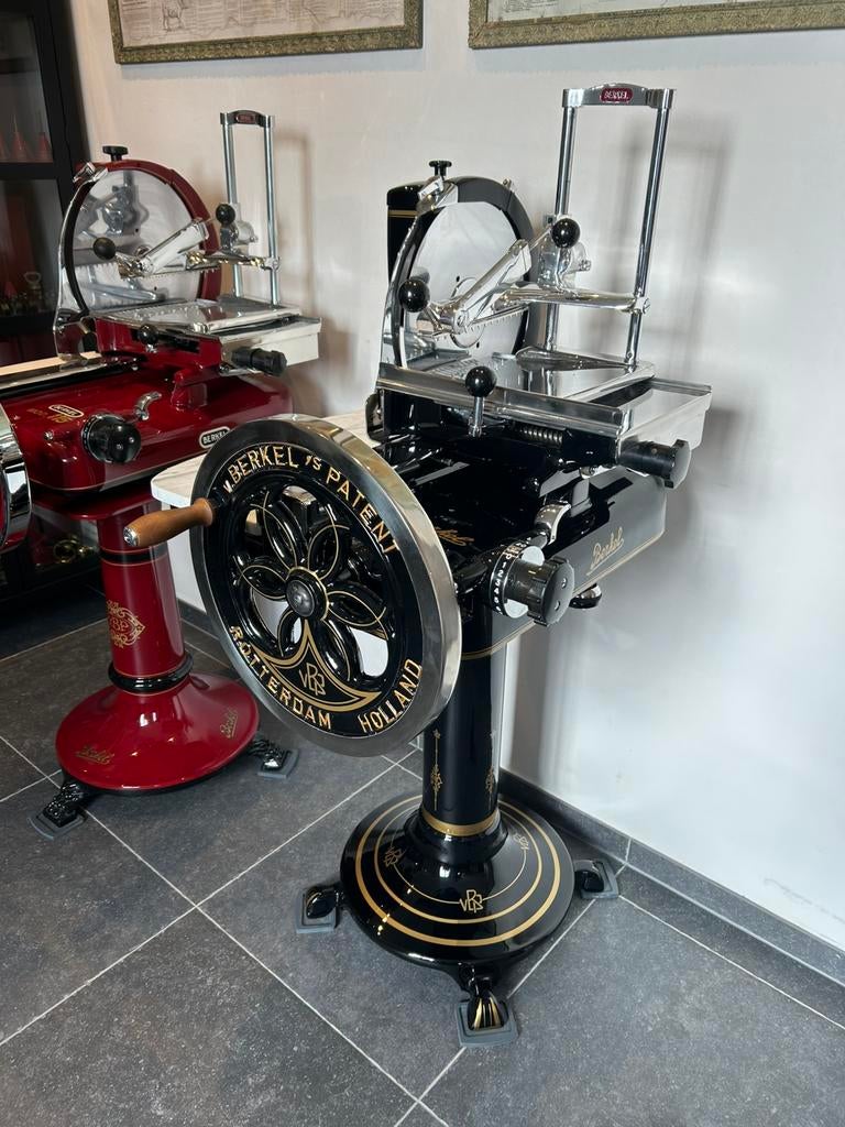 Prachtige oude snijmachine berkel gerestaureerd zwart goud, Ophalen