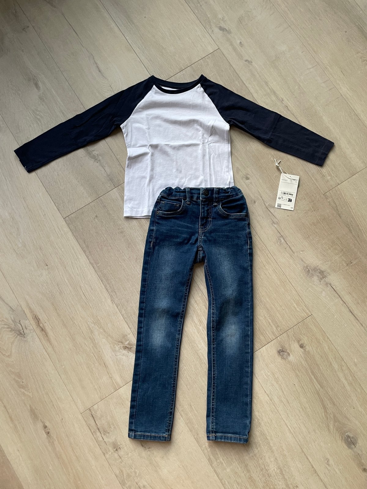 Jongensset longsleeve + skinny jeans – maat 116, Kinderen en Baby's, Kinderkleding | Maat 116, Ophalen of Verzenden, Zo goed als nieuw