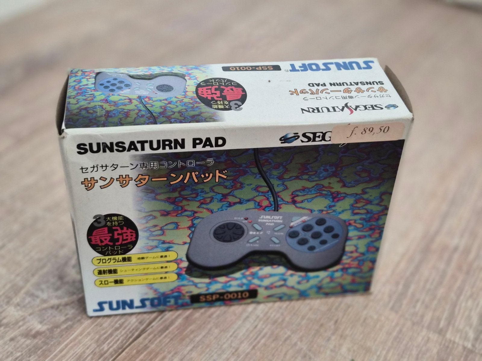 Sunsoft SunSaturn Pad SSP-0010 Controller voor Sega Saturn, Ophalen, Zo goed als nieuw, Met 1 controller, Saturn of Dreamcast