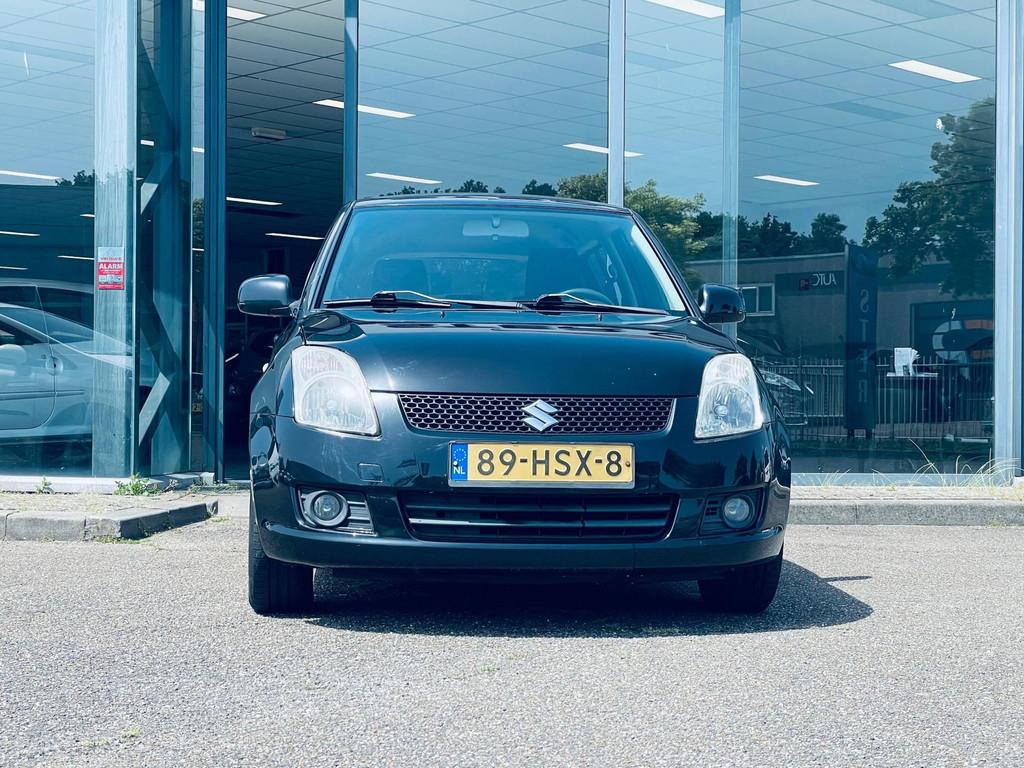 Suzuki Swift 1.3 Shogun|5 Deur|Elektrisch ramen|Airco|NAP|AP, Voorwielaandrijving, 400 kg, Origineel Nederlands, Bedrijf