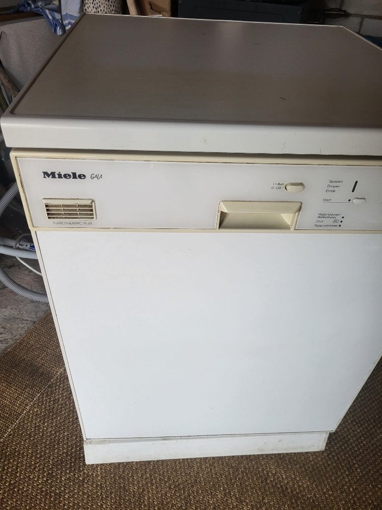 TE koop aangeboden mooi vaatmachine doe gepast bod, Ophalen, Gebruikt, Wit, 50 tot 100 cm