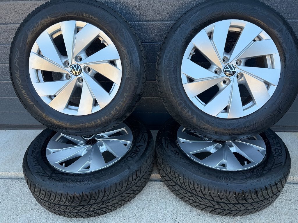 17”  velgen VW Tiguan + Vredestein winterbanden, Ophalen, Banden en Velgen, 17 inch, Winterbanden