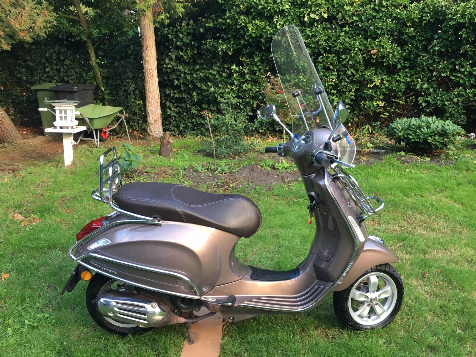 Vespa Primeravera : 5627km . Piaggio. 50 cc, Ophalen of Verzenden, Zo goed als nieuw, Benzine