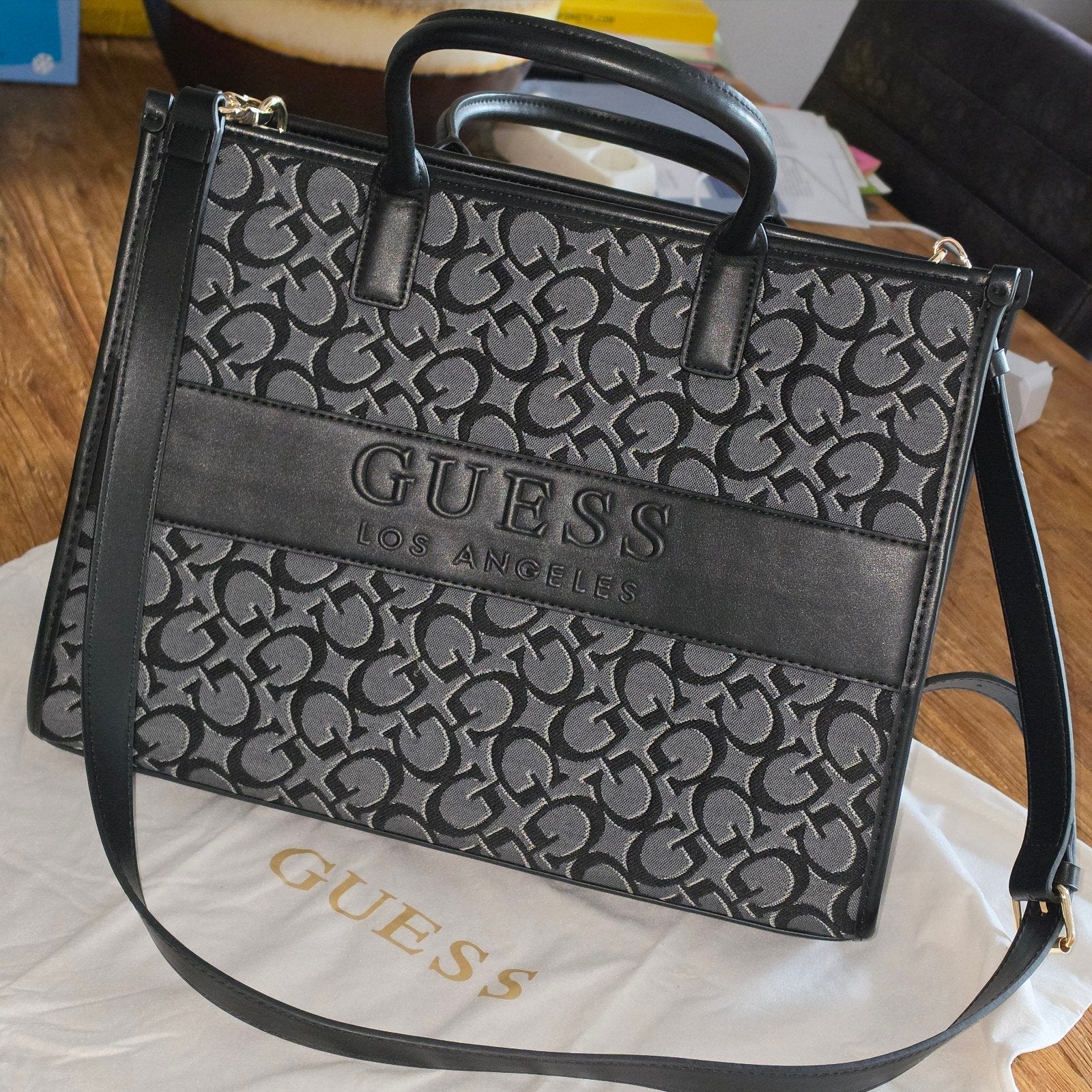 Guess Myrtille dames tas zwart/grijs ( geen verzending), Sieraden, Tassen en Uiterlijk, Tassen | Damestassen, Ophalen, Nieuw, Zwart