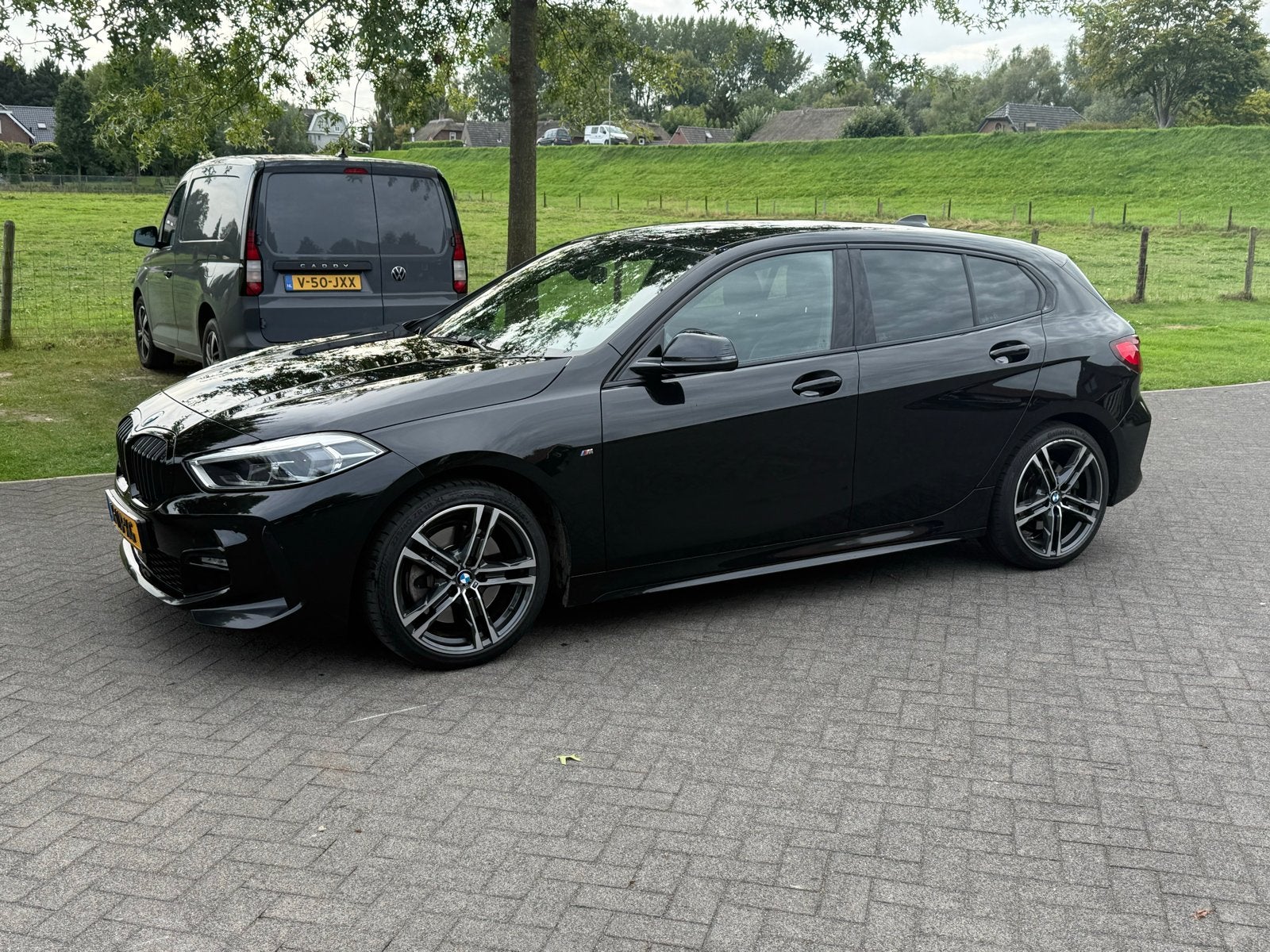 BMW 1-Serie 120d 190pk Xdrive Aut 2019 Zwart, Auto's, 1490 kg, 1995 cc, Zwart, Diesel